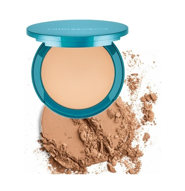 COLORESCIENCE NATURAL FINISH PRESSED FOUNDATION - MEDIUM SAND PROTECTIE SOLARA SPF 20| DermaBeauty Clinique